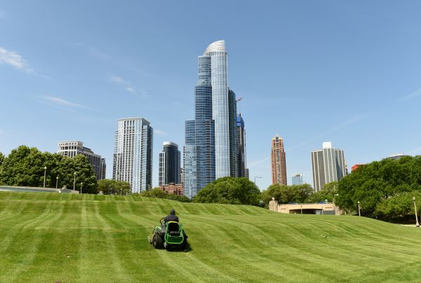Corporate Lawn Mowing in Nampa