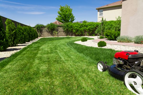 Residential Lawn Mowing in Nampa